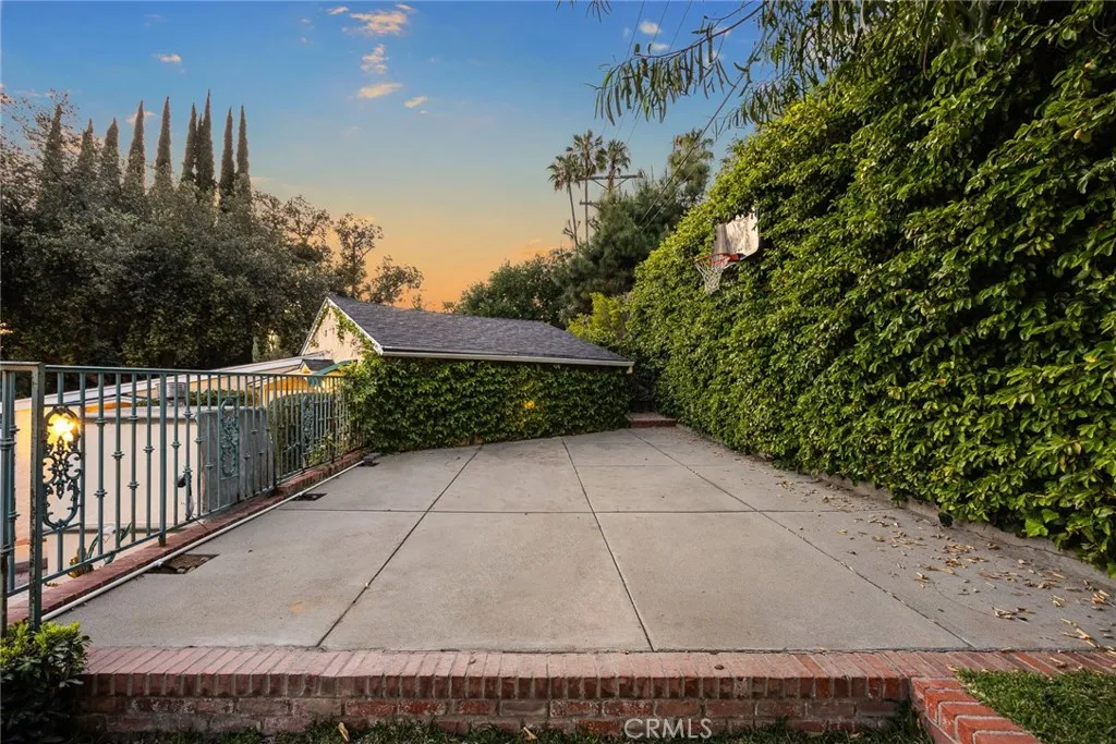 Additional image 140 of 537 Cumberland Rd, Glendale, CA 91202