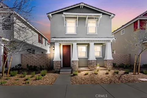 17038 Mitchell Drive, Canyon Country, CA MLS: SR25038297