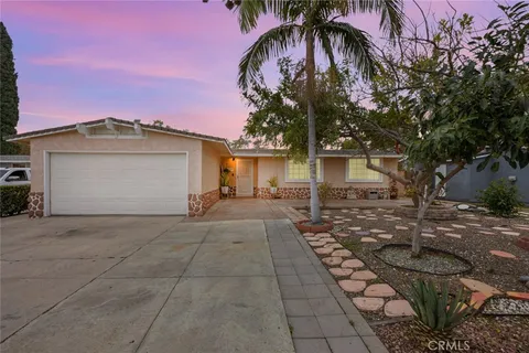 2230 N Hesperian Street, Santa Ana, CA MLS: PW25050917