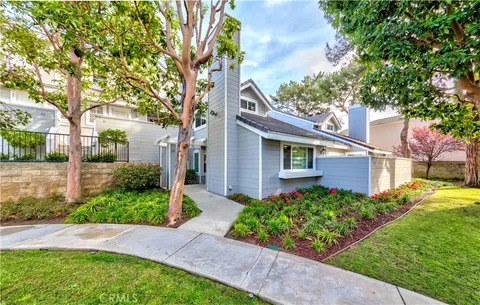 2800 Plaza Del Amo Unit 84, Torrance, CA MLS: SB25058987