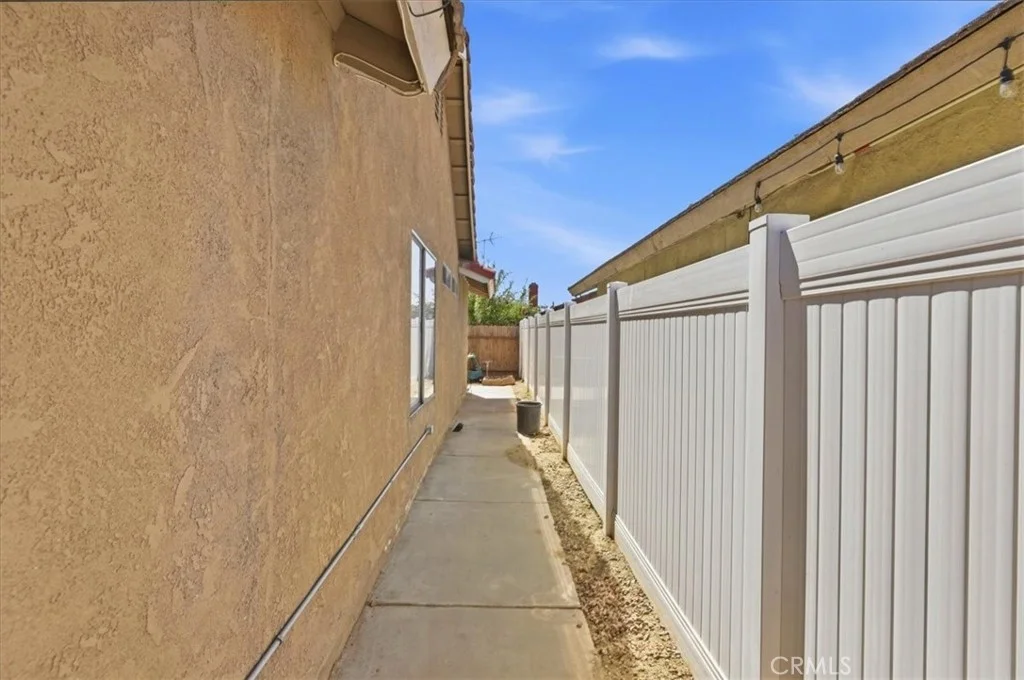 145 Appletree Drive, Perris, CA 92571