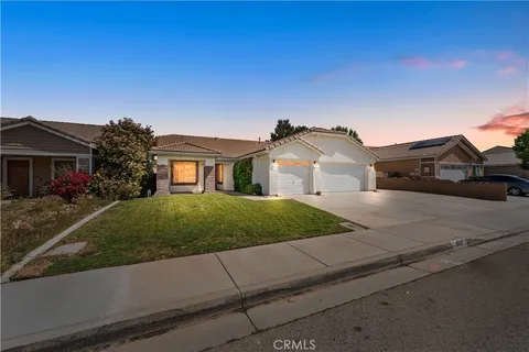 3413 Tamarisk Drive, Palmdale, CA MLS: SR25101647