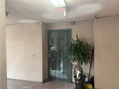 450 E 4th Street Unit 229, Santa Ana, CA MLS: PW25074726