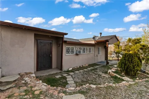 511 Piute Avenue, Johannesburg, CA MLS: SR25074372
