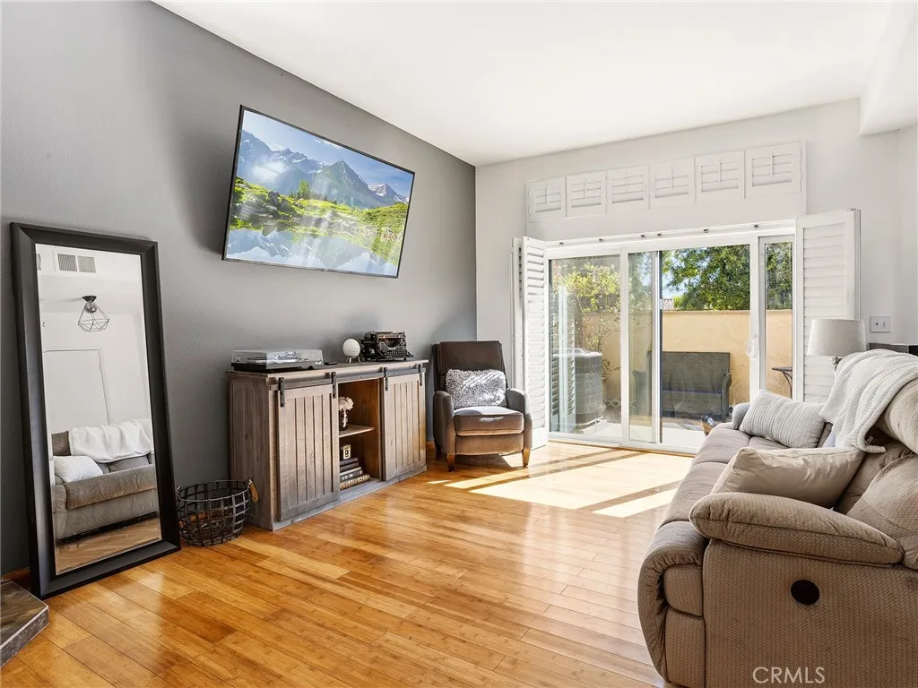 Additional image 21 of 7100 Balboa Boulevard Unit 805, Lake Balboa, CA 91406