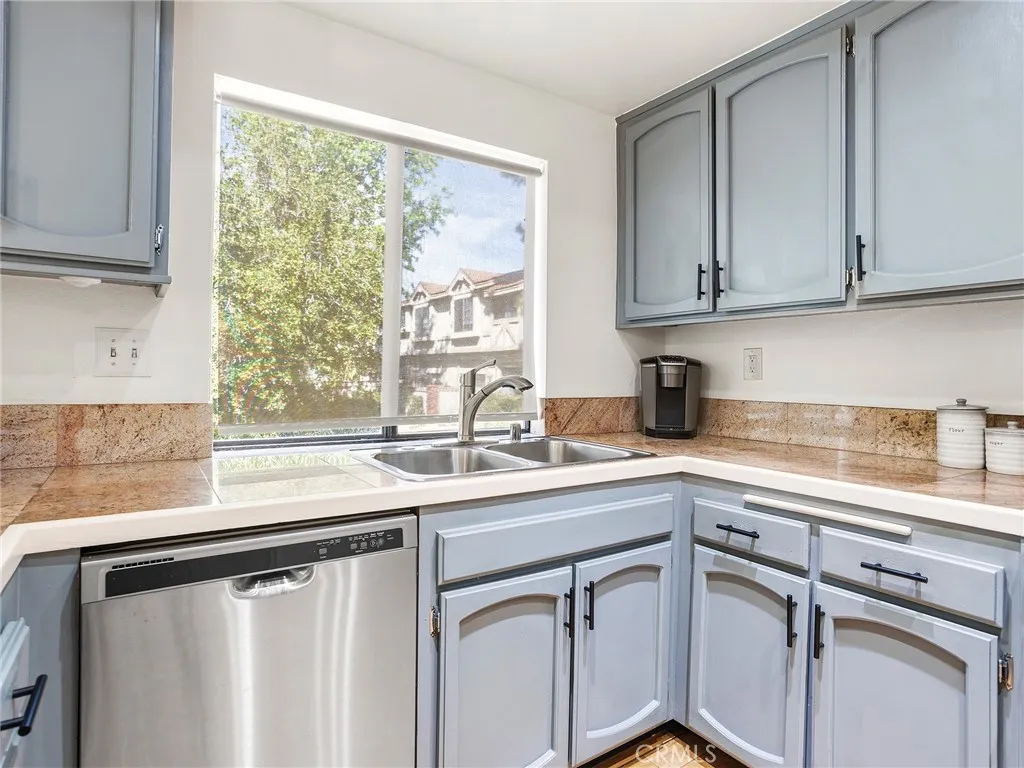 Additional image 9 of 7100 Balboa Boulevard Unit 805, Lake Balboa, CA 91406