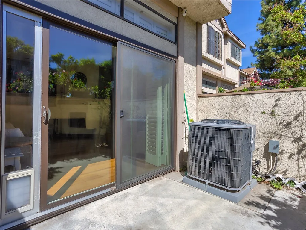Additional image 43 of 7100 Balboa Boulevard Unit 805, Lake Balboa, CA 91406