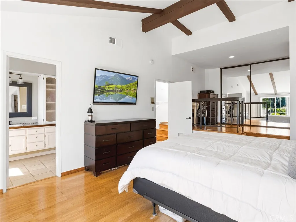 Additional image 77 of 7100 Balboa Boulevard Unit 805, Lake Balboa, CA 91406