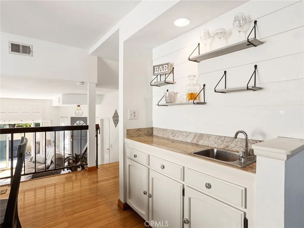 Additional image 19 of 7100 Balboa Boulevard Unit 805, Lake Balboa, CA 91406