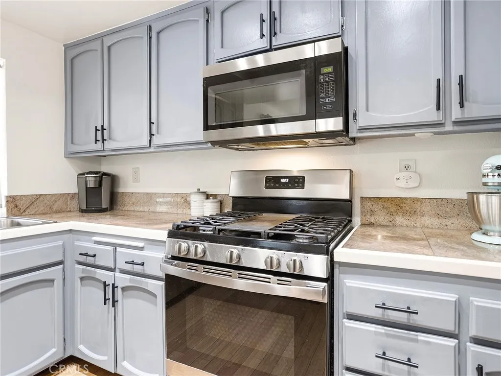 Additional image 12 of 7100 Balboa Boulevard Unit 805, Lake Balboa, CA 91406