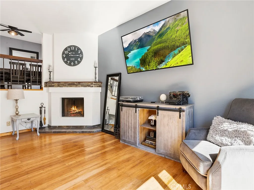 Additional image 22 of 7100 Balboa Boulevard Unit 805, Lake Balboa, CA 91406