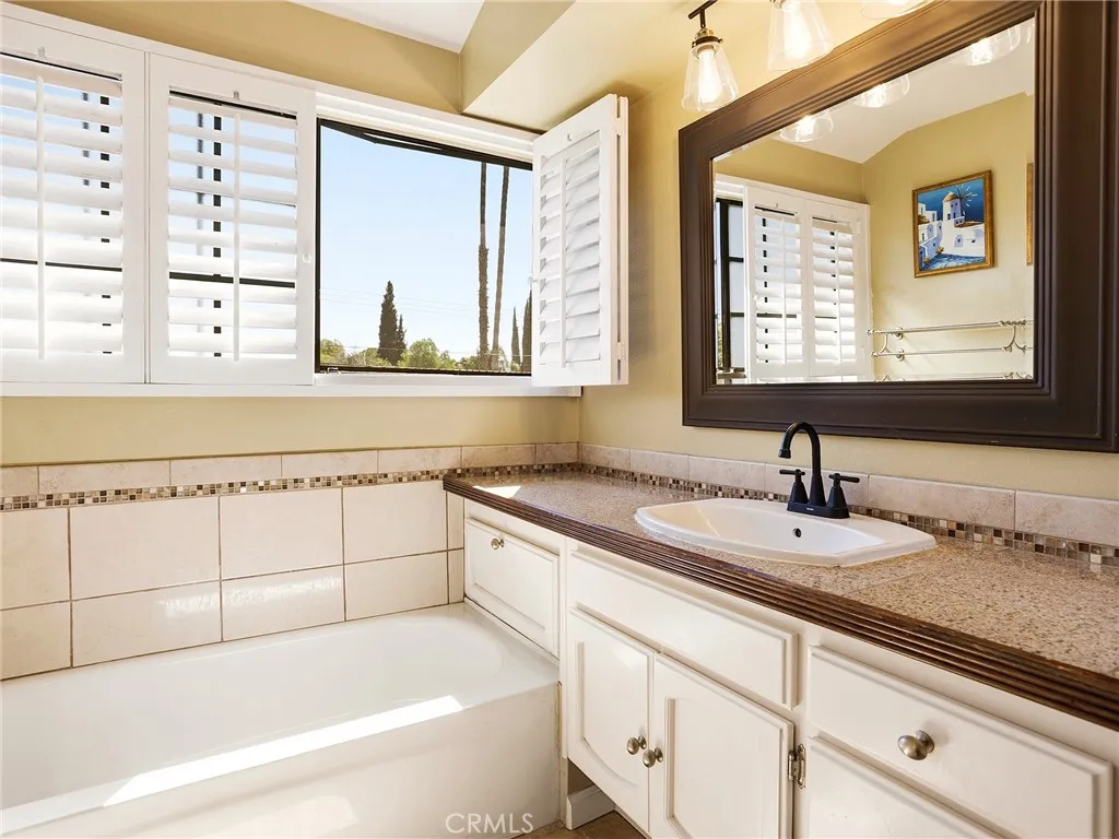 Additional image 33 of 7100 Balboa Boulevard Unit 805, Lake Balboa, CA 91406