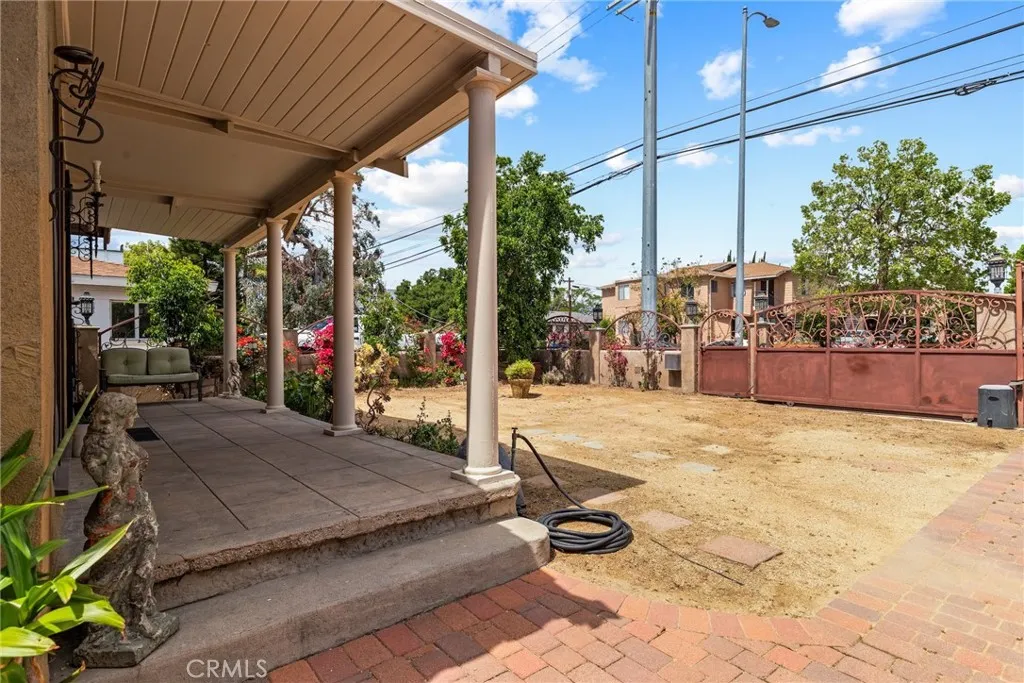 Additional image 85 of 11232 Oxnard Street, North Hollywood, CA 91606