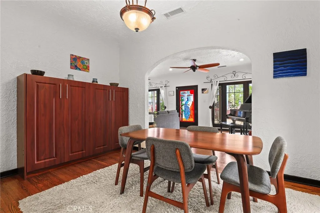 Additional image 63 of 11232 Oxnard Street, North Hollywood, CA 91606