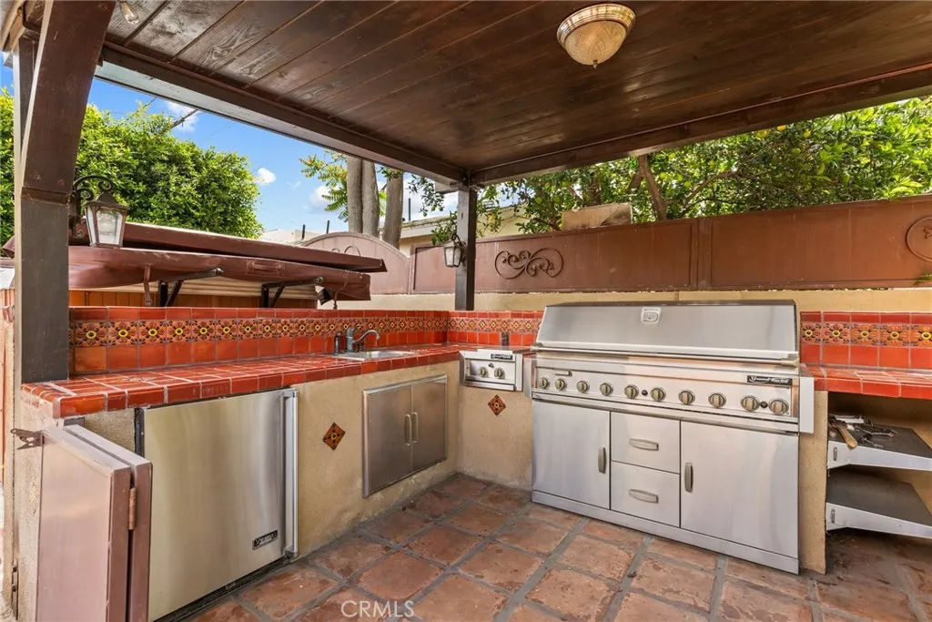 Additional image 46 of 11232 Oxnard Street, North Hollywood, CA 91606