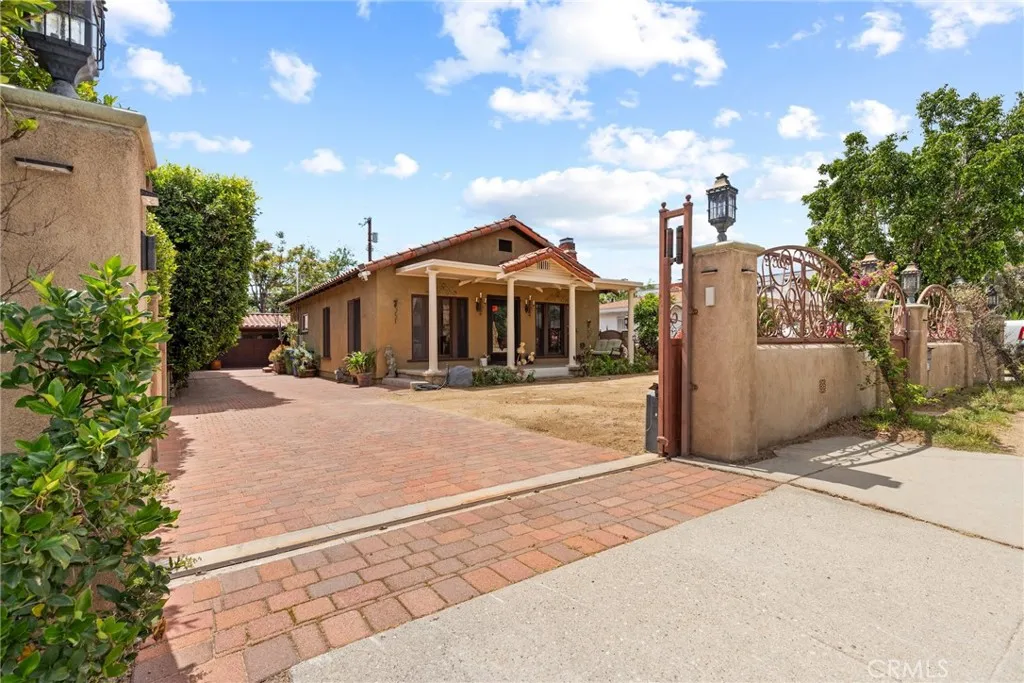 Additional image 49 of 11232 Oxnard Street, North Hollywood, CA 91606