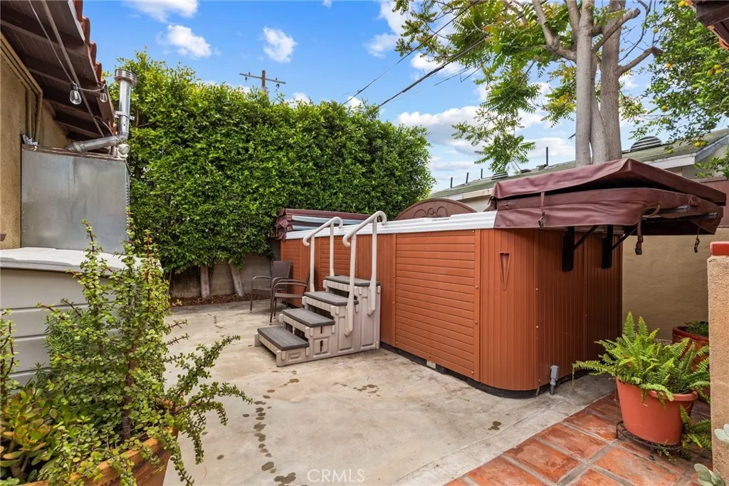 Additional image 87 of 11232 Oxnard Street, North Hollywood, CA 91606