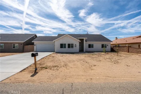 10588 Peach Avenue, California City, CA MLS: DW25079911