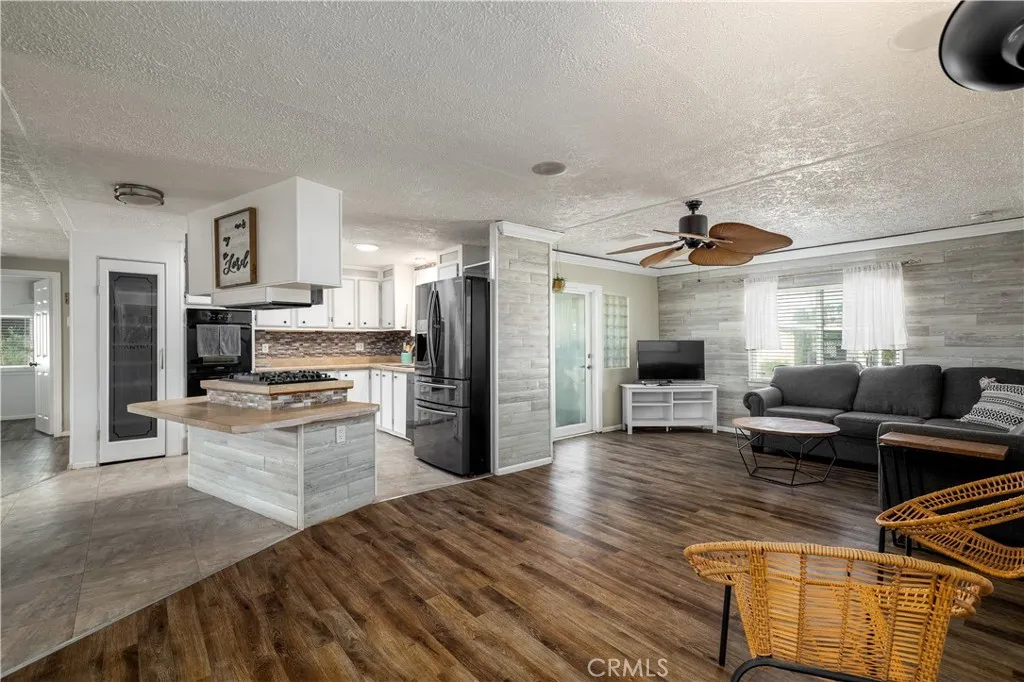 Additional image 13 of 15181 Van Buren Blvd Unit 90, Riverside, CA 92504