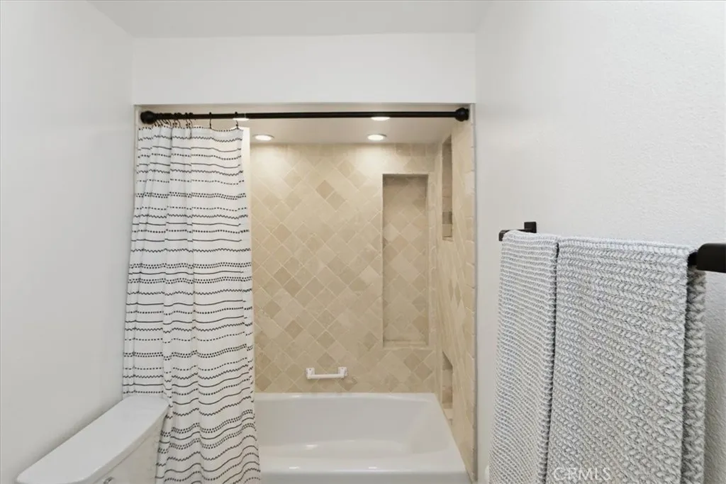 Additional image 36 of 702 Via Zapata, Riverside, CA 92507