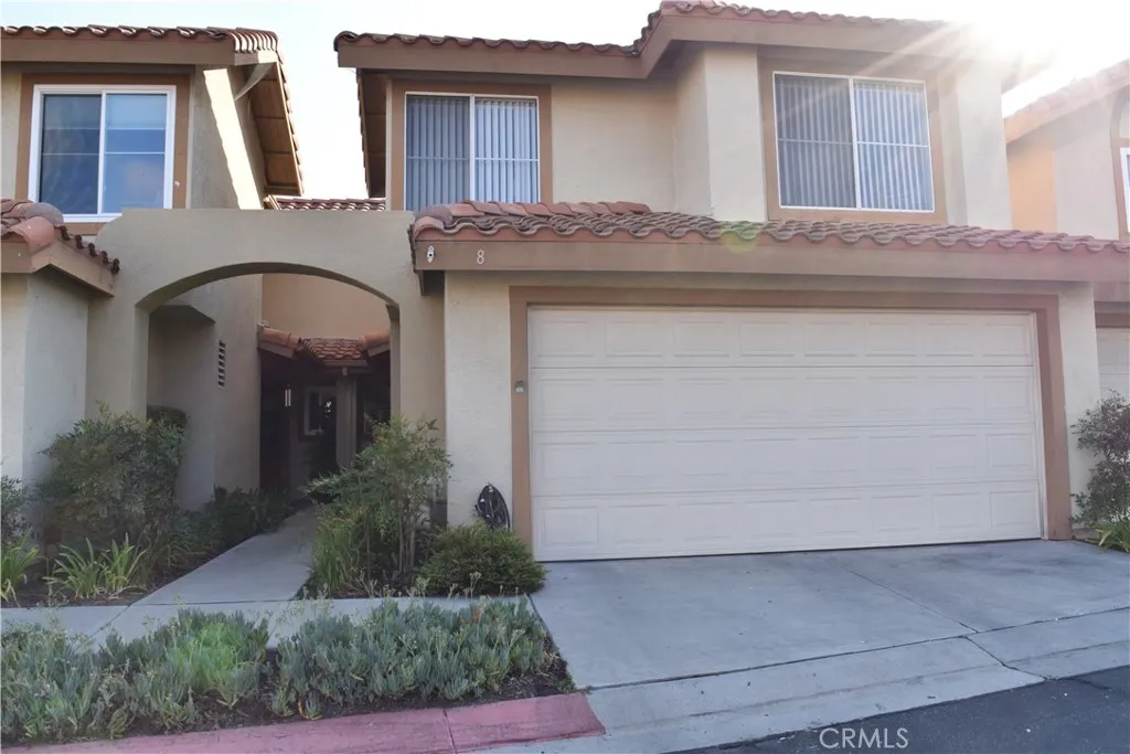 8 Vista Colinas, Rancho Santa Margarita, CA 92688