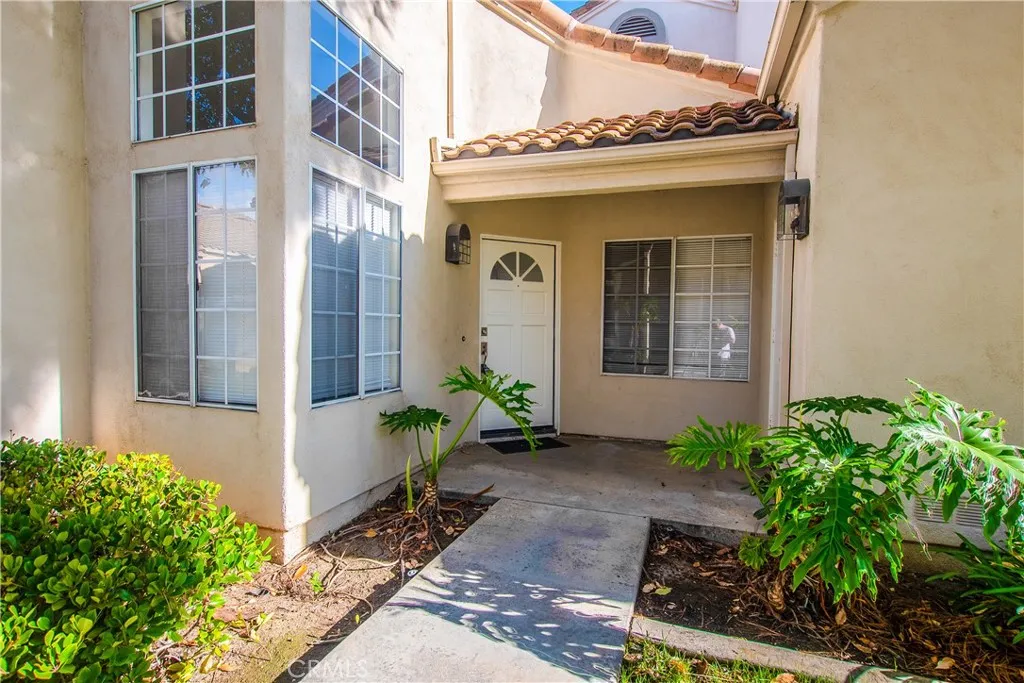 76 Agostino, Irvine, CA 92614