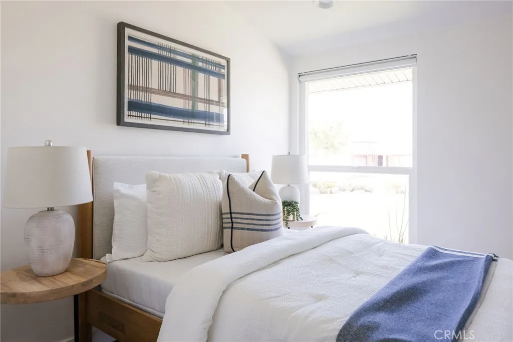 Additional image 27 of 2566 Oxford Ln, Costa Mesa, CA 92626