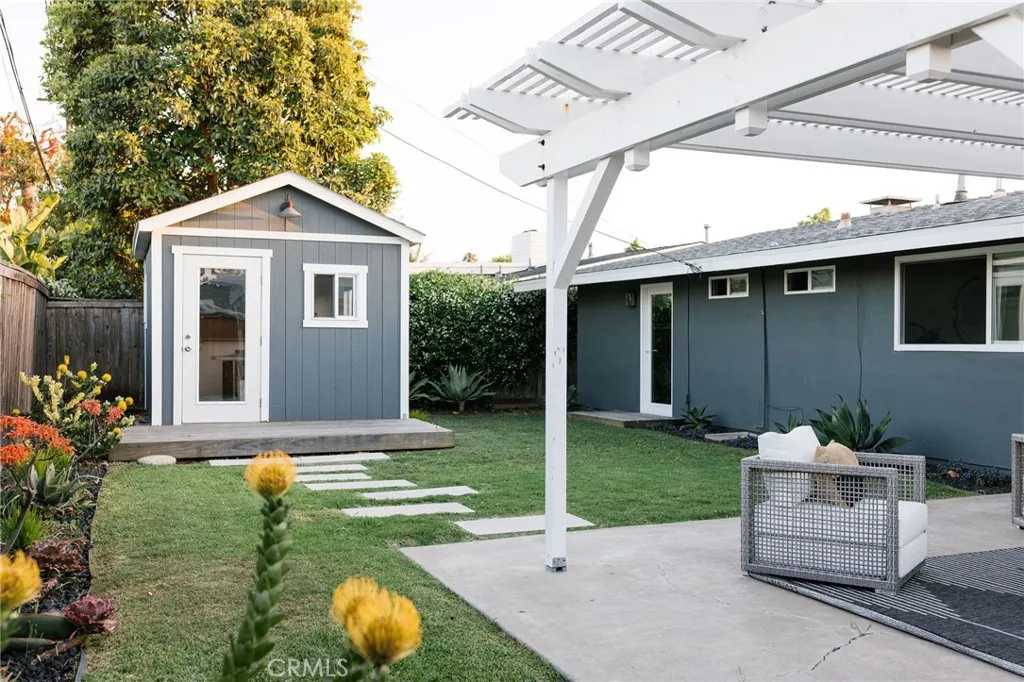 Additional image 104 of 2566 Oxford Ln, Costa Mesa, CA 92626
