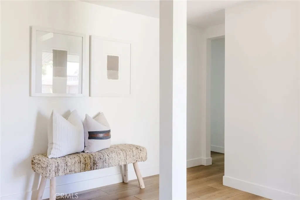 Additional image 63 of 2566 Oxford Ln, Costa Mesa, CA 92626