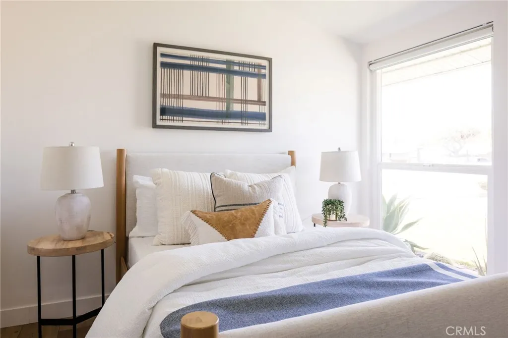 Additional image 83 of 2566 Oxford Ln, Costa Mesa, CA 92626