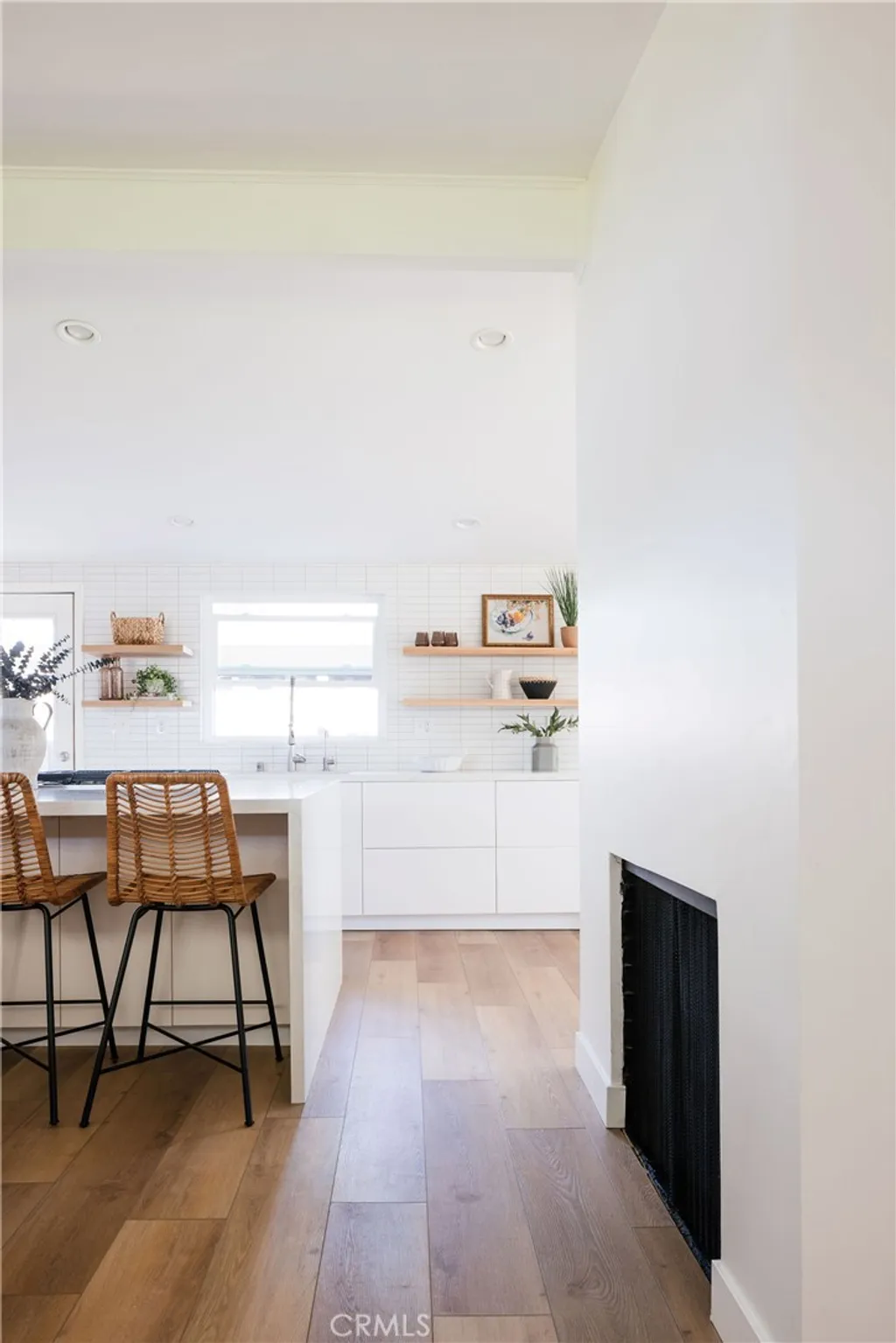 Additional image 13 of 2566 Oxford Ln, Costa Mesa, CA 92626