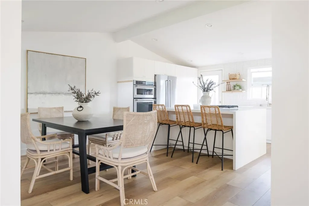Additional image 9 of 2566 Oxford Ln, Costa Mesa, CA 92626