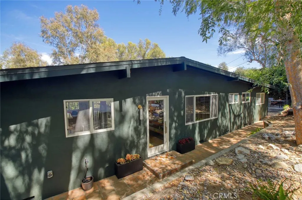 Additional image 4 of 3122 Oakcrest Dr, Los Angeles, CA 90068