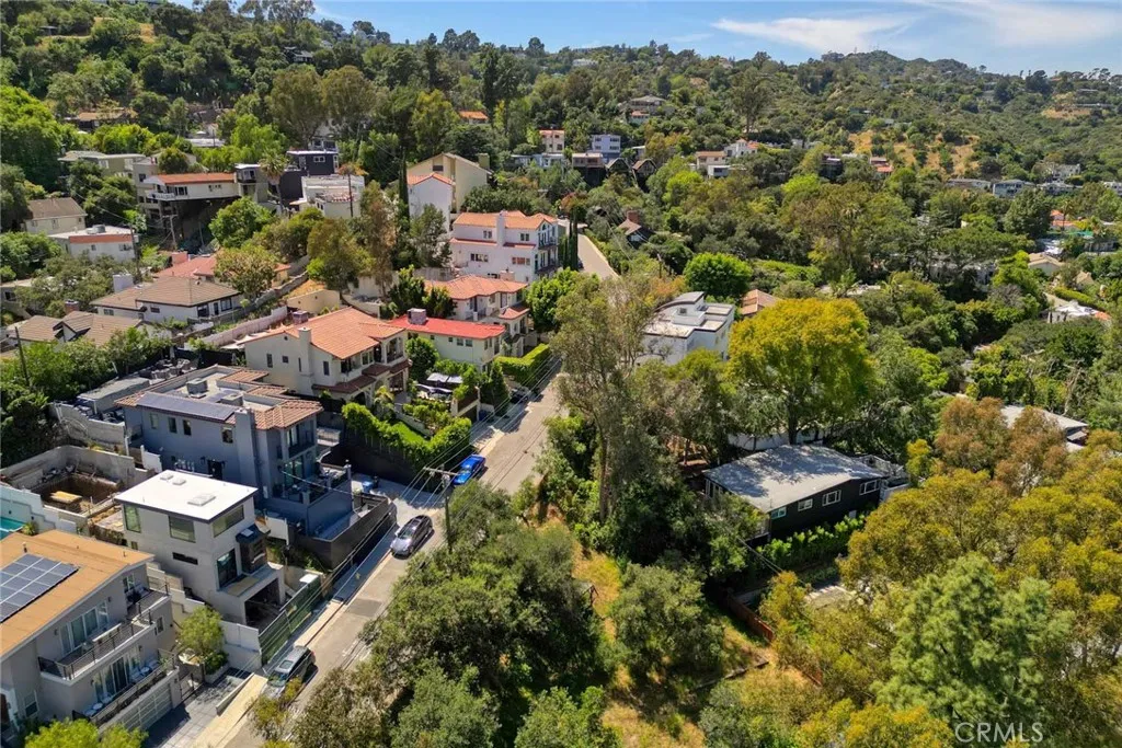 3122 Oakcrest Dr, Los Angeles, CA 90068