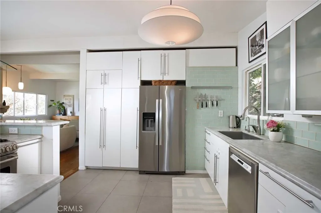 Additional image 57 of 3122 Oakcrest Dr, Los Angeles, CA 90068