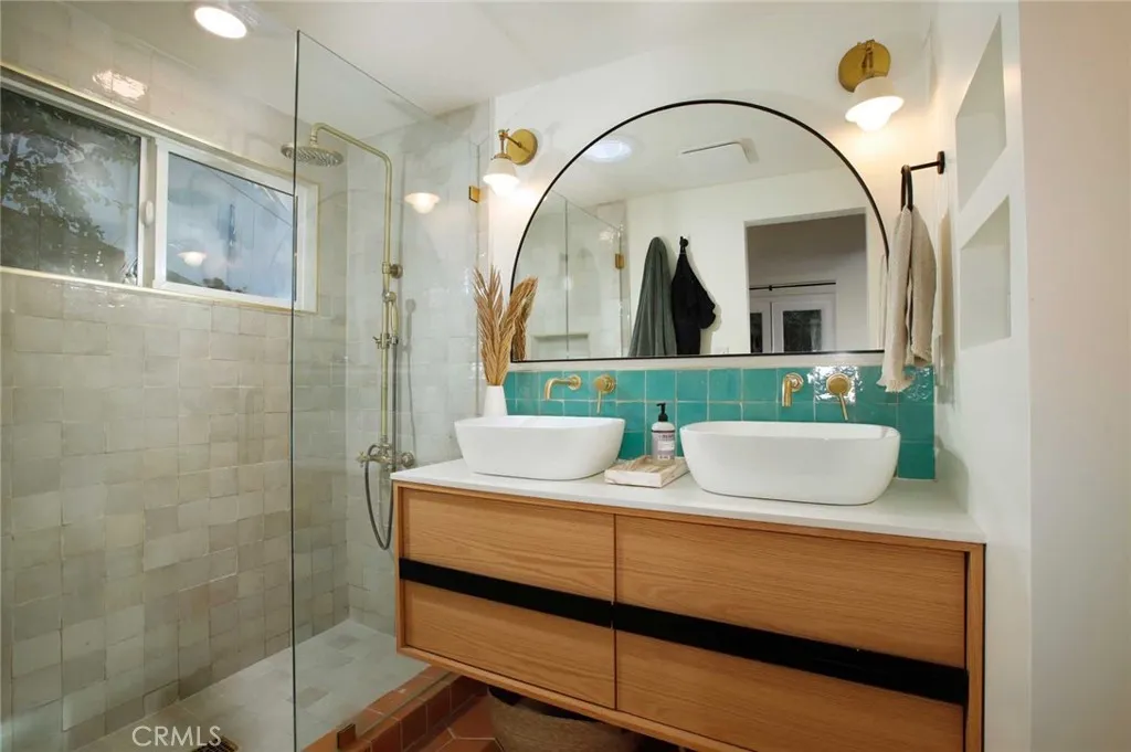 Additional image 22 of 3122 Oakcrest Dr, Los Angeles, CA 90068
