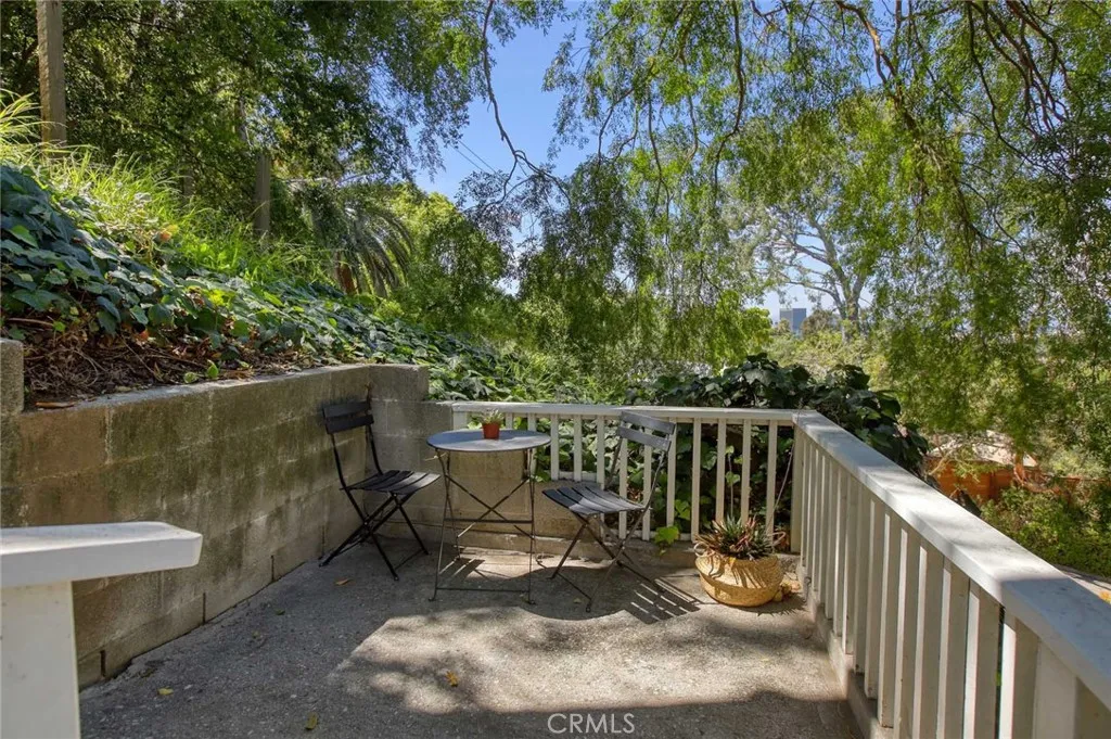 Additional image 88 of 3122 Oakcrest Dr, Los Angeles, CA 90068