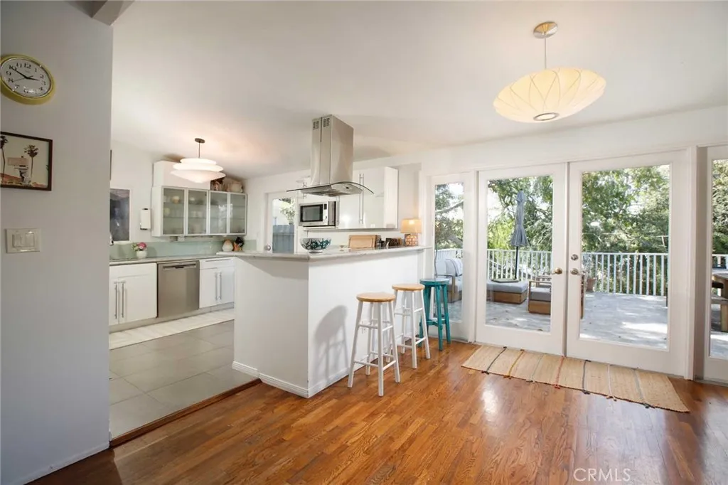Additional image 61 of 3122 Oakcrest Dr, Los Angeles, CA 90068