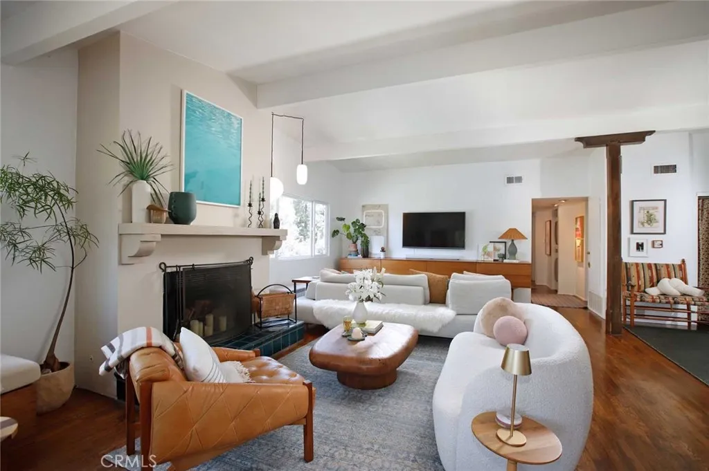 Additional image 56 of 3122 Oakcrest Dr, Los Angeles, CA 90068