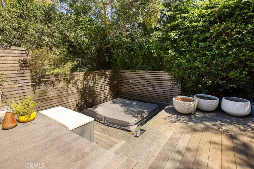 Additional image 33 of 3122 Oakcrest Dr, Los Angeles, CA 90068