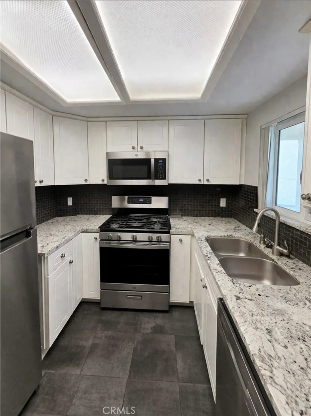 Additional image 9 of 14405 Cerise Ave Unit 13, Hawthorne, CA 90250