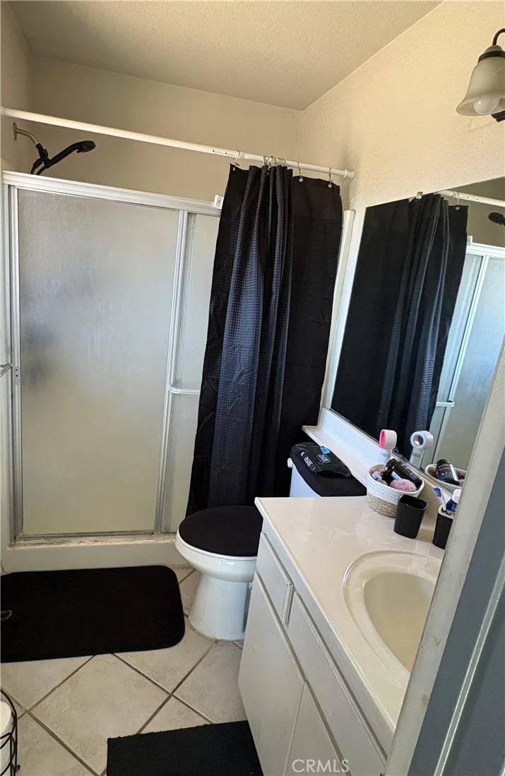 18805 Yucca St, Hesperia, CA 92345