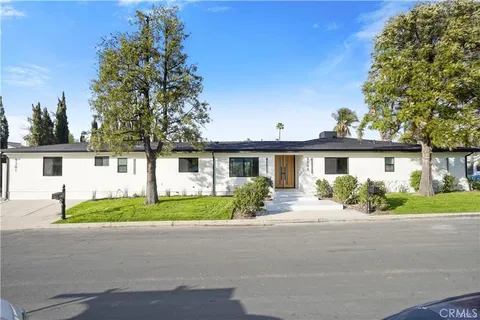 5503 Beckford Avenue, Tarzana, CA MLS: SR25073999