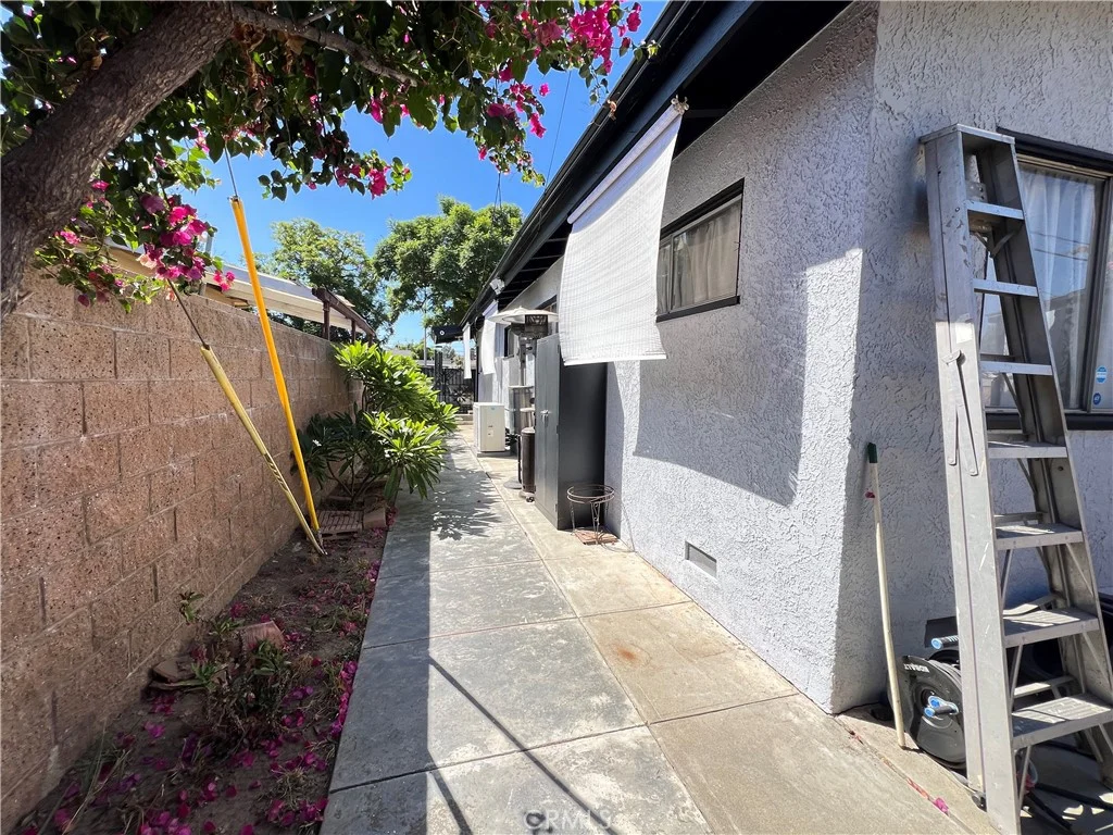 16127 Shadybend Dr, Hacienda Heights, CA 91745