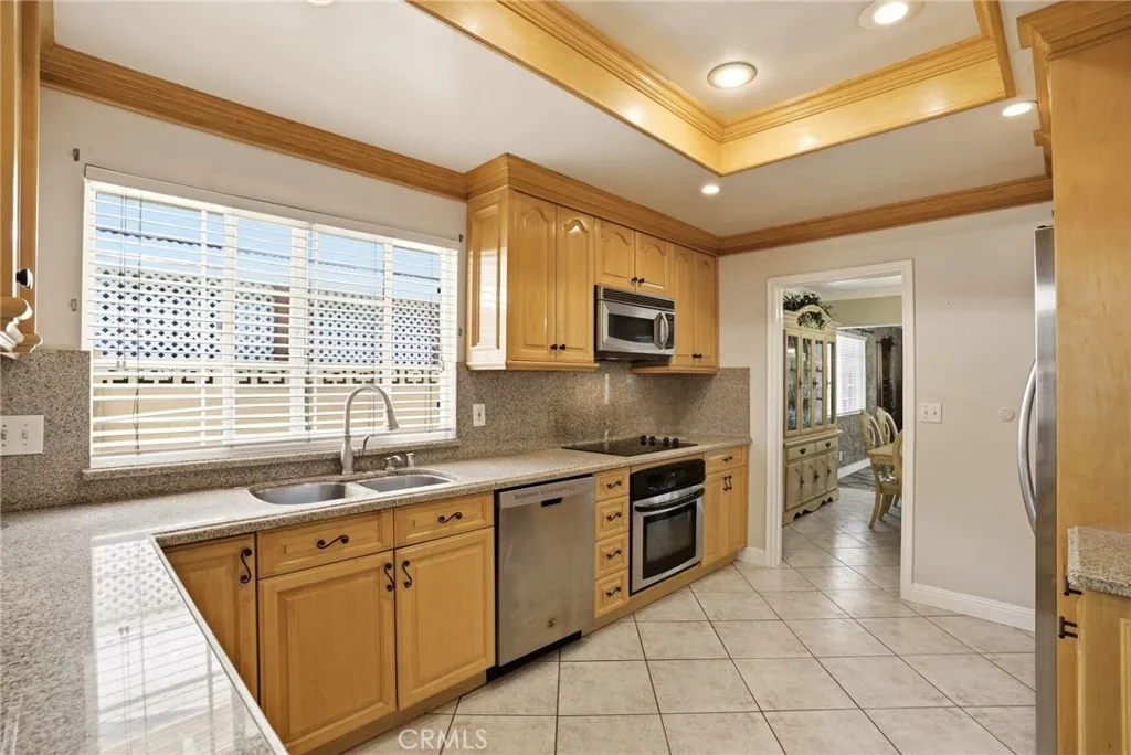 Additional image 46 of 5336 W Wisteria Pl, Santa Ana, CA 92704