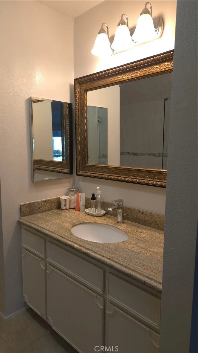 16433 Wimbledon Ln, Huntington Beach, CA 92649