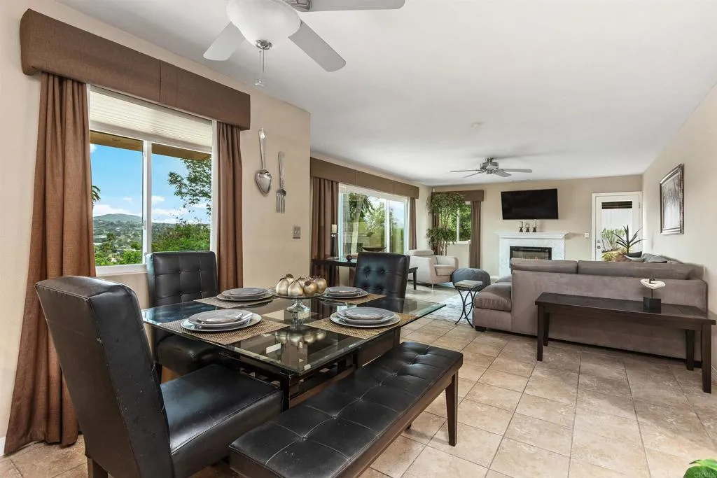 Additional image 36 of 220 Journeys End, Vista, CA 92083