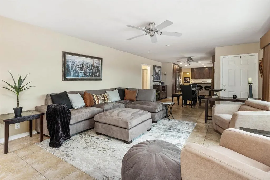 Additional image 10 of 220 Journeys End, Vista, CA 92083