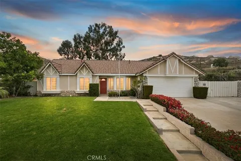 5391 Azul Court, Riverside, CA MLS: PW25075302