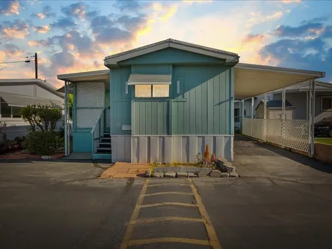 337 W Route 66 Unit 55, Glendora, CA MLS: CV25086314